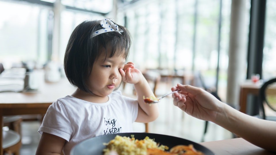 Picky Eating Vs. Eating Disorders In Kids, According To ...